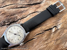 Load image into Gallery viewer, Universal Geneve WWII Era Military Style, Manual, 32.5mm