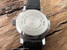 Load image into Gallery viewer, Bradley NOS Ladies/Girls Mickey Mouse, Manual, Small 26mm