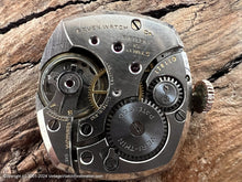 Load image into Gallery viewer, Gruen Veri-Thin Two Tone Dial with Roman Numerals, Manual, 25.5x35.5mm
