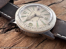 Load image into Gallery viewer, Douglas 'Skindiver World Timer' Aviation with Cream Dial and Date, Manual, 31mm
