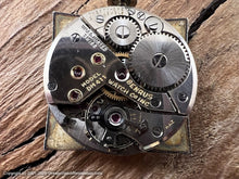 Load image into Gallery viewer, Benrus 21 Jewel Square Case with Curvy Lugs, Manual, 26x26mm