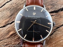 Load image into Gallery viewer, Girard-Perregaux Black Dial Gold Markers Beauty, Manual, 36mm