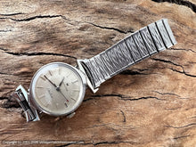 Load image into Gallery viewer, Hamilton Electric 'Titan III' in Rare White Gold Case, Cal 505 c.1964, Electric, 29x35mm