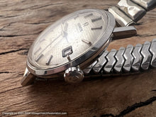 Load image into Gallery viewer, Omega Seamaster Textured Dial Date, Crisp Seamaster Logo on Case Back, Automatic, Large 34.5mm