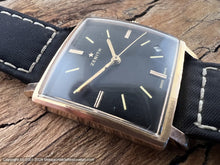 Load image into Gallery viewer, Zenith Black Dial with Date in Square Red-Gold Case, Manual, 29x29mm
