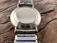 Load image into Gallery viewer, Longines 'Ultra-Chron' with Perfect Silver Dial, Date, Automatic, Large 35mm