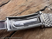 Load image into Gallery viewer, Avalon Telemetre Scale Chronograph with Top/Down Registers, Manual, 32mm