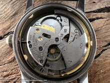 Load image into Gallery viewer, Universal Geneve Creamy Original Classic Dial with 14K Gold Cap on Bezel, Automatic, 33mm