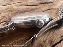 Load image into Gallery viewer, Omega 'De Ville' Mint Pearl Dial with Date, Brick Style Bracelet, Automatic, 35mm
