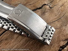 Load image into Gallery viewer, Omega 'De Ville' Mint Pearl Dial with Date, Brick Style Bracelet, Automatic, 35mm