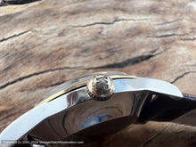 Load image into Gallery viewer, Wyler Incaflex 'Dynawind', Perfect Silver Dial with Date, Automatic, 33mm
