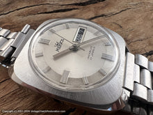 Load image into Gallery viewer, Mervos NOS Hefty Square Tonneau with Day/Date, Manual, Large 36x42.5mm
