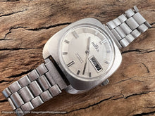 Load image into Gallery viewer, Mervos NOS Hefty Square Tonneau with Day/Date, Manual, Large 36x42.5mm