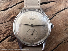 Load image into Gallery viewer, Universal c.1942 Military Style Light Creamy Yellow Dial with Silver Applied Markers, Manual, 31.5mm
