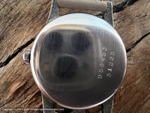 Load image into Gallery viewer, Universal c.1942 Military Style Light Creamy Yellow Dial with Silver Applied Markers, Manual, 31.5mm