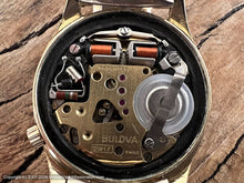 Load image into Gallery viewer, Accutron "Out-of-this-World" Bold Dial with Date, Railroad Approved R.R. 218-0, Electric, 34mm
