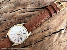 Load image into Gallery viewer, Qwatch (Japanese) Competition II with Rally Flags Day/Date, Automatic, 34.5mm