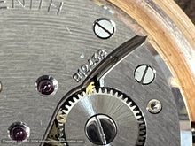 Load image into Gallery viewer, Zenith Irridescent Platinum-Gray Pie Pan Dial with Date at 4:30, Manual, 32mm