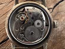 Load image into Gallery viewer, Elgin Direct Read Gold Golf Ball Case with Kreisler Bracelet, Manual, 30mm