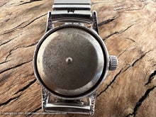 Load image into Gallery viewer, Waltham WWII Military ORD Dept USA Amber Lumed Numbers, Manual, 31mm
