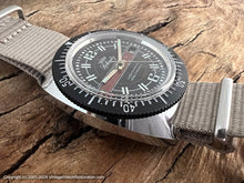 Load image into Gallery viewer, Splendy Black Dial Divers with Black Bezel Ring and Date, Manual, Large 37mm