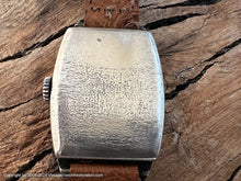 Load image into Gallery viewer, Arrow (Roamer) Large Amber Lumed Numbers in Decorative Clam Case, Manual , Large 25x39mm