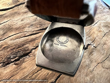 Load image into Gallery viewer, Arrow (Roamer) Large Amber Lumed Numbers in Decorative Clam Case, Manual , Large 25x39mm