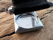 Load image into Gallery viewer, Albuse 'Shock Absorber' Perfect Square Case and Amazing Dial Design, Manual, 26.5x34.5mm