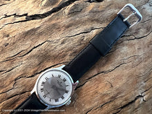 Load image into Gallery viewer, Breitling Geneve Two-Tone Dial with Black Roman Numerals, Manual, Large 35mm