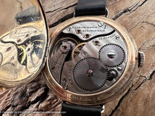 Load image into Gallery viewer, Illinois Early Clam Case with Black Numbers on Porcelain Dial, Manual, 35.5mm