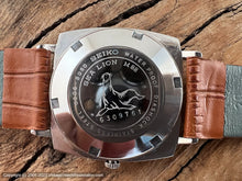 Load image into Gallery viewer, Seiko 'Sea Lion' 23 Jewel Mustard Dial, Day-Date, Automatic, 35x35mm