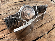 Load image into Gallery viewer, Benrus See Through Front and Back with Date, Automatic, 34mm