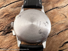 Load image into Gallery viewer, Universal 'Compur' Chronograph c.1940s with Lovely Original Dial, Manual, 34.5mm