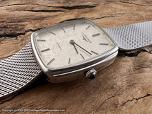 Load image into Gallery viewer, Longines Brushed Linen Dial in a Tonneau Case with Mesh Bracelet with Box, Automatic, 30x30mm