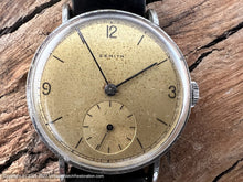 Load image into Gallery viewer, Zenith Yellow Patina Dial with Fine Black Numbers c1940s, Manual, 33mm