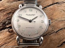 Load image into Gallery viewer, IWC Early Model Green Lume Numerals in Original Forstner Bracelet, Manual, 32mm