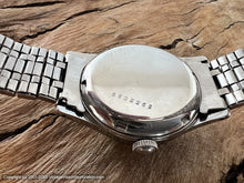 Load image into Gallery viewer, Zenith Military Style with Mustard Dial and Fish Scale Bracelet, Manual, 32mm