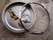 Load image into Gallery viewer, Gorgeous Bulova Accutron Railroad Approved, Electric, 33.5mm