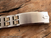 Load image into Gallery viewer, Accutron Spaceview First Year of Issue in Asymmetrical Case with 14K Gold Inlay -- Rare, Electronic, 33.5x40mm