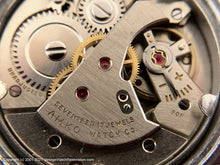 Load image into Gallery viewer, Amko Pefect Golden Dial with Waffle Pattern, Manual, 32mm