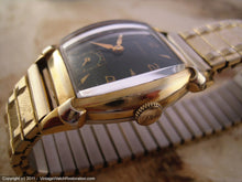 Load image into Gallery viewer, Emerald Green Benrus Tonneau Rectangular, Manual, 28x38.5mm