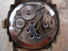 Load image into Gallery viewer, Stepped Deco Tank Benrus, Manual, 28x40mm