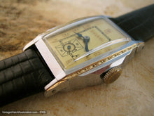 Load image into Gallery viewer, Gem Gold Dial Art Deco Bulova Tank, Manual, 25x39mm