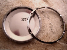 Load image into Gallery viewer, Bulova Gleaming Golden Roman Style Dial with Date, Automatic, 33mm