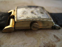 Load image into Gallery viewer, Rare All Original Bulova 'Flip Top', Manual, 22x39mm