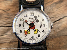 Load image into Gallery viewer, Bradley Mickey Mouse in Perfect Condition on Wide Strap, Manual, 34mm