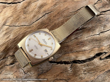 Load image into Gallery viewer, Bulova 'Oceanographer 333 Feet' with Date in Brushed Case and Bulova Signed Mesh Bracelet, Automatic, 36.5x42mm Automatic, Large 36.5x42mm