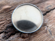 Load image into Gallery viewer, Bulova Original Silver Cross Hair Design Dial in Golden Square Case , Manual, Square 31x31mm
