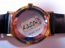 Load image into Gallery viewer, Certina NOS with textured dial, Manual, 32.5mm