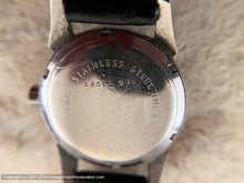 Load image into Gallery viewer, Nivada Grenchen Croton 'Aquamatic' with Light Golden Dial, Automatic, 31mm